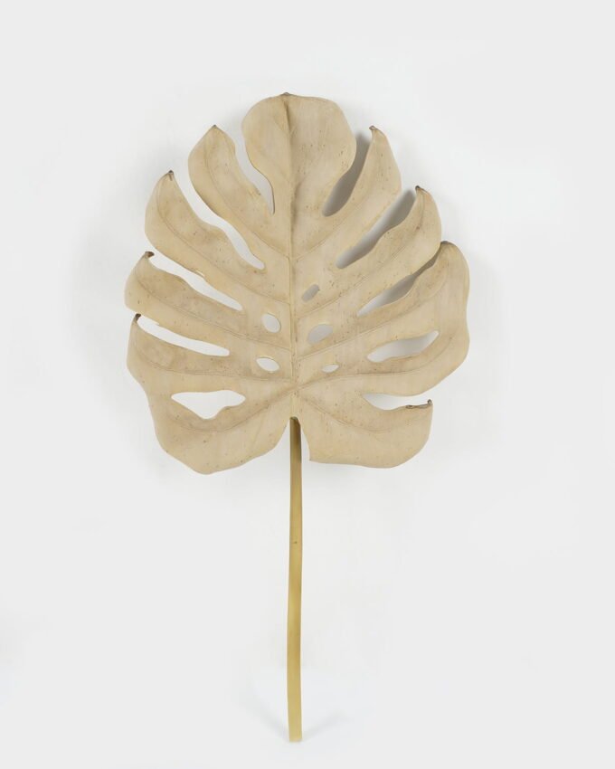 Artificial Plant 35*68cm Monstera single stem GS-10622003 Leaves&Sprays&Foliages YeahFlower is one of Chinese leading OEM manufacturers and exporters , supplying the silk flowers, wholesale artificial trees