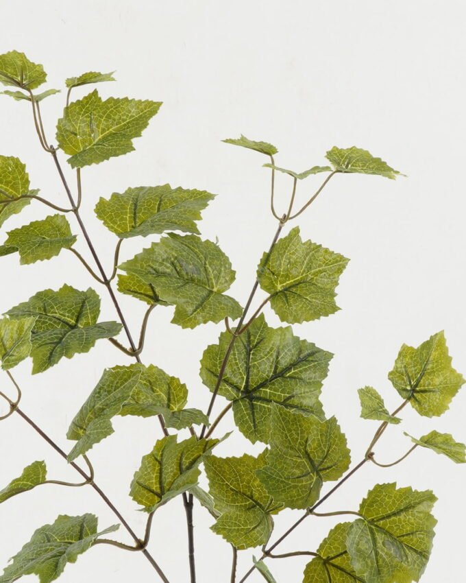 Artificial Plant 30*30*68cm Grape leaf *4 single stem GS-30922005-G1 Leaves&Sprays&Foliages YeahFlower is one of Chinese leading OEM manufacturers and exporters , supplying the silk flowers, wholesale artificial trees