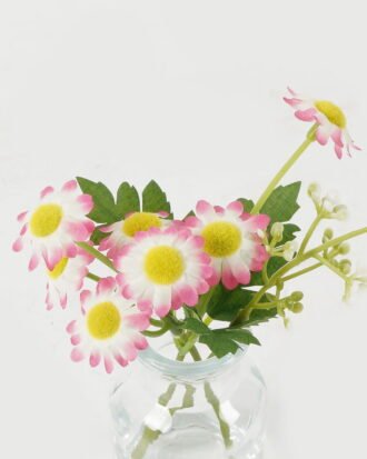 Artificial Flower 8*6*15cm Chamomile  in glass ware GS-16823029-R1 Potted Flowers&Plants YeahFlower is one of Chinese leading OEM manufacturers and exporters , supplying the silk flowers, wholesale artificial trees