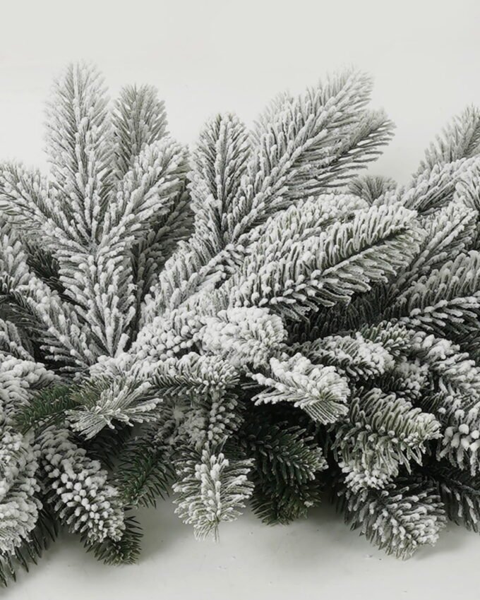 Artificial Plant 150*40*15cm Pine needle *3 Christmas GS-54023018 Christmas Item YeahFlower is one of Chinese leading OEM manufacturers and exporters , supplying the silk flowers, wholesale artificial trees