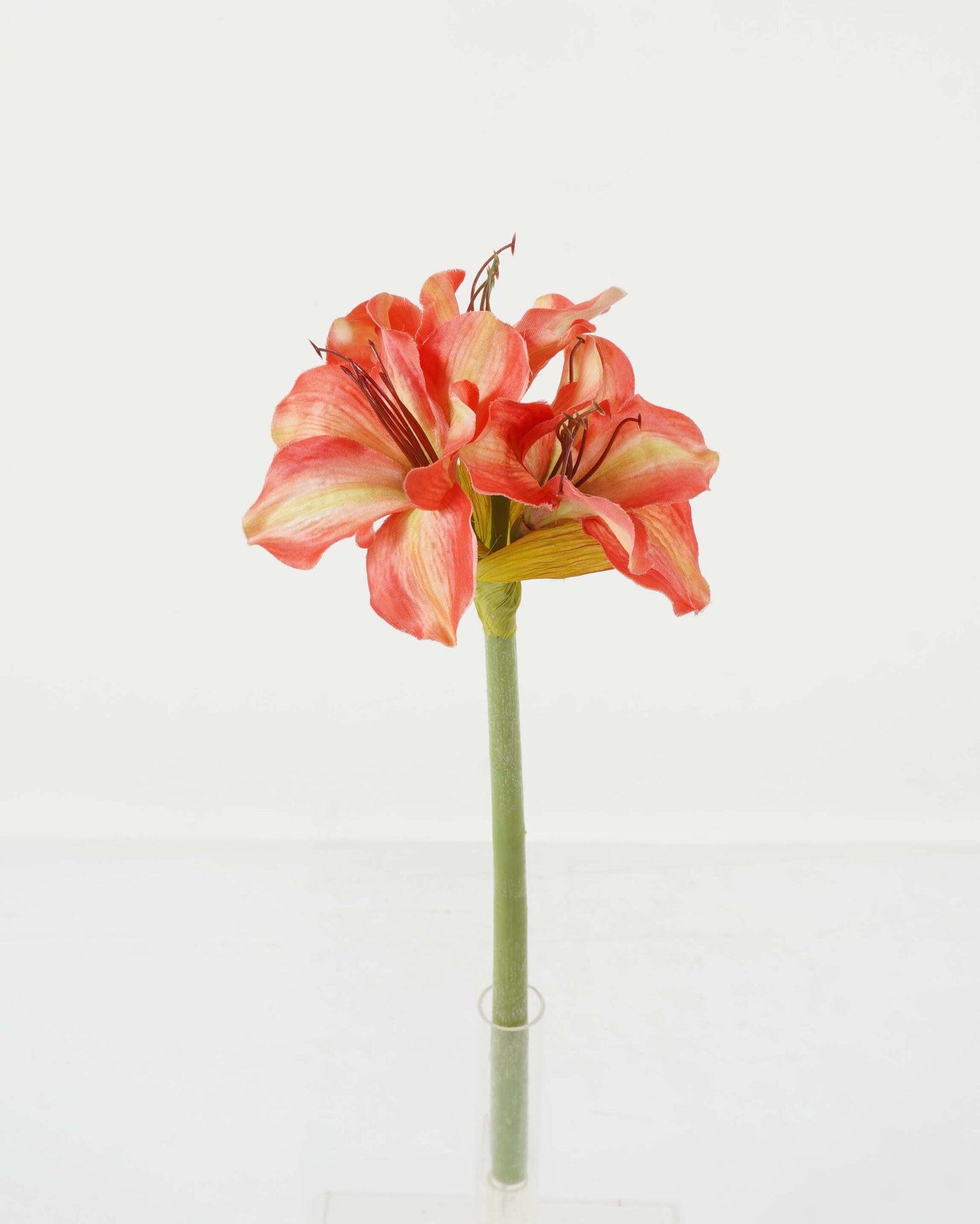 Artificial-Flower-Lily-3-single-stem-GS-53623033-O2-1.jpg Artificial Flower 13*13*48cm Lily *3 single stem GS-53623033-O2 Single Flowers YeahFlower is one of Chinese leading OEM manufacturers and exporters , supplying the silk flowers, wholesale artificial trees