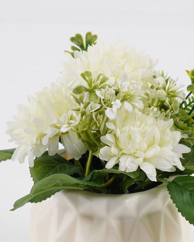 Artificial Flower 17*17*16cm Flower in PP pot GS-51723030KIK Potted Flowers&Plants YeahFlower is one of Chinese leading OEM manufacturers and exporters , supplying the silk flowers, wholesale artificial trees