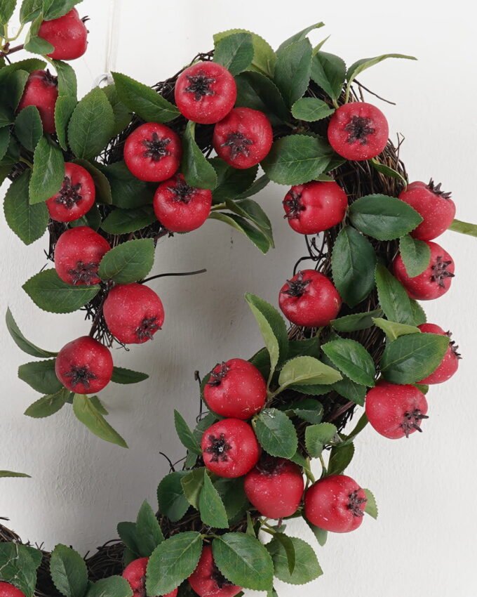 Artificial Flower 40*40cm Haw apple wreath GS-65623169 Christmas Item YeahFlower is one of Chinese leading OEM manufacturers and exporters , supplying the silk flowers, wholesale artificial trees