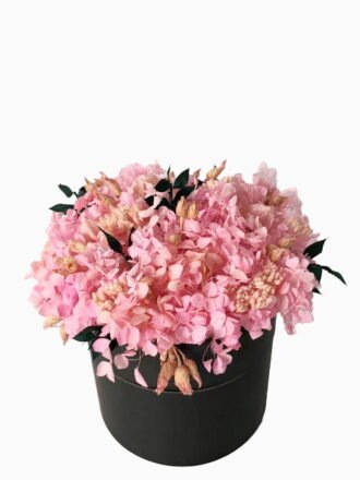 Artificial Grass 18*20cm Dried natural items bouquet in paper box GS-56623002 Dried Flowers 3,000+ sqm showroom with thousands of artificial flowers, plants & trees ready for global sourcing.