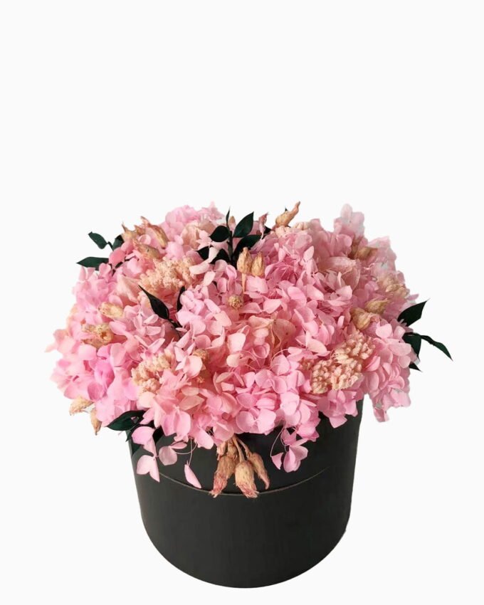 Artificial Grass 20*20cm Dried natural items bouquet in paper box GS-56623003 Dried Flowers YeahFlower is one of Chinese leading OEM manufacturers and exporters , supplying the silk flowers, wholesale artificial trees