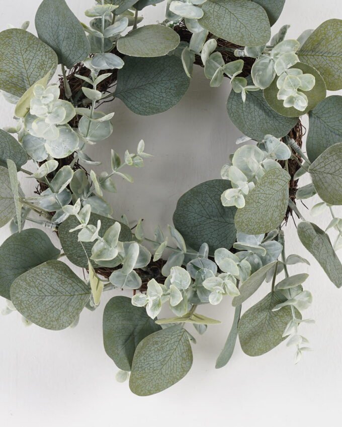 Artificial Plant 30*30cm Eucalyptus wreath GS-54023023KIK Leaves&Sprays&Foliages YeahFlower is one of Chinese leading OEM manufacturers and exporters , supplying the silk flowers, wholesale artificial trees