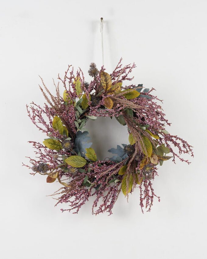 Artificial Plant 50*50cm Fruit wreath GS-40723052 Christmas Item YeahFlower is one of Chinese leading OEM manufacturers and exporters , supplying the silk flowers, wholesale artificial trees