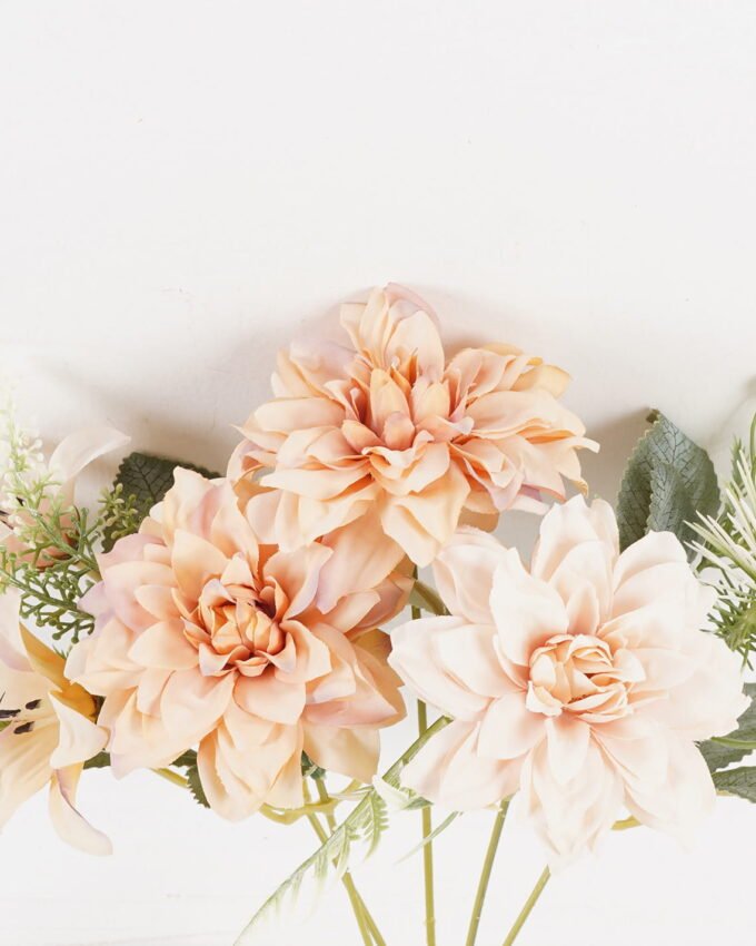 Artificial Flower 25*25*30cm Daisy*5 bush GS-68024009 Single Flowers 3,000+ sqm showroom with thousands of artificial flowers, plants & trees ready for global sourcing.