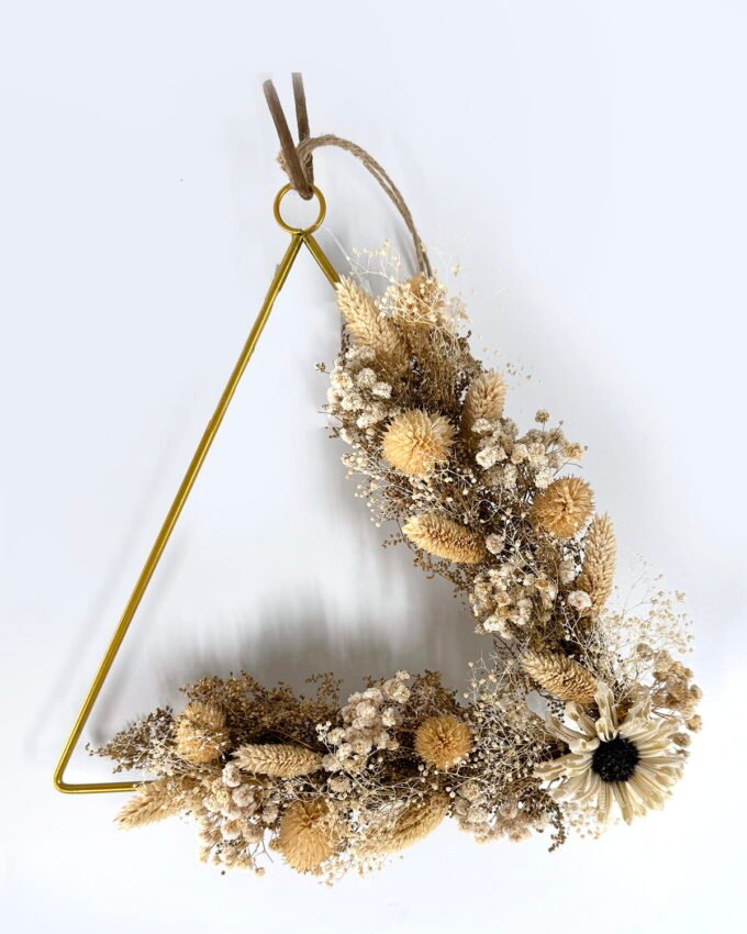 Dried Flowers 4*29cm Dried flower wreath GS-56624089 2025Jan 3,000+ sqm showroom with thousands of artificial flowers, plants & trees ready for global sourcing.