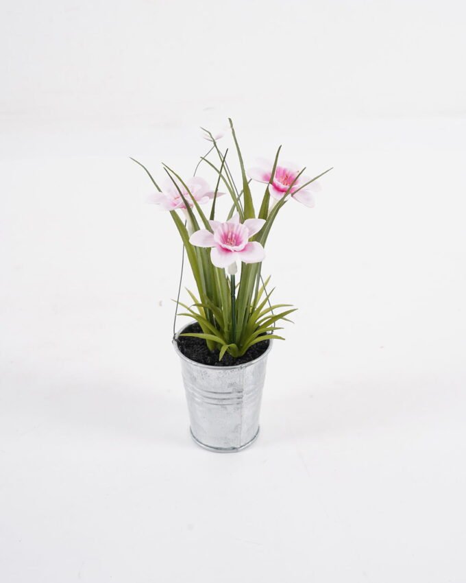 Artificial Table Plants 14*14*18cm daffodil in metal pot GS-41324048 2025Mar YeahFlower is one of Chinese leading OEM manufacturers and exporters , supplying the silk flowers, wholesale artificial trees