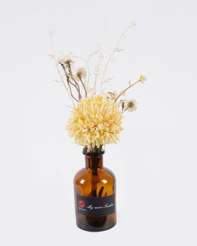 Artificial Flower 15*15*25cm Chrysanthemum in glass bottle GS-57925011 2026Apr YeahFlower is one of Chinese leading OEM manufacturers and exporters , supplying the silk flowers, wholesale artificial trees