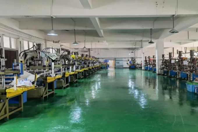 Artificial flower factory yeahflowe china 3