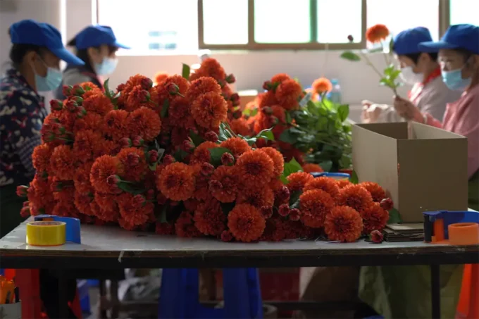 Artificial flower factory yeahflowe china 4
