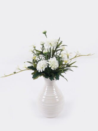 Artificial Flower 16*10*30cm Chrysanthemum in glass ware GS-16826010 2026Jul 3,000+ sqm showroom with thousands of artificial flowers, plants & trees ready for global sourcing.