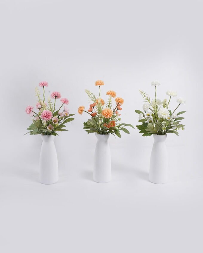 Artificial Flower 20*15*46cm Chrysanthemum in glass ware GS-16826015 2026Jul 3,000+ sqm showroom with thousands of artificial flowers, plants & trees ready for global sourcing.