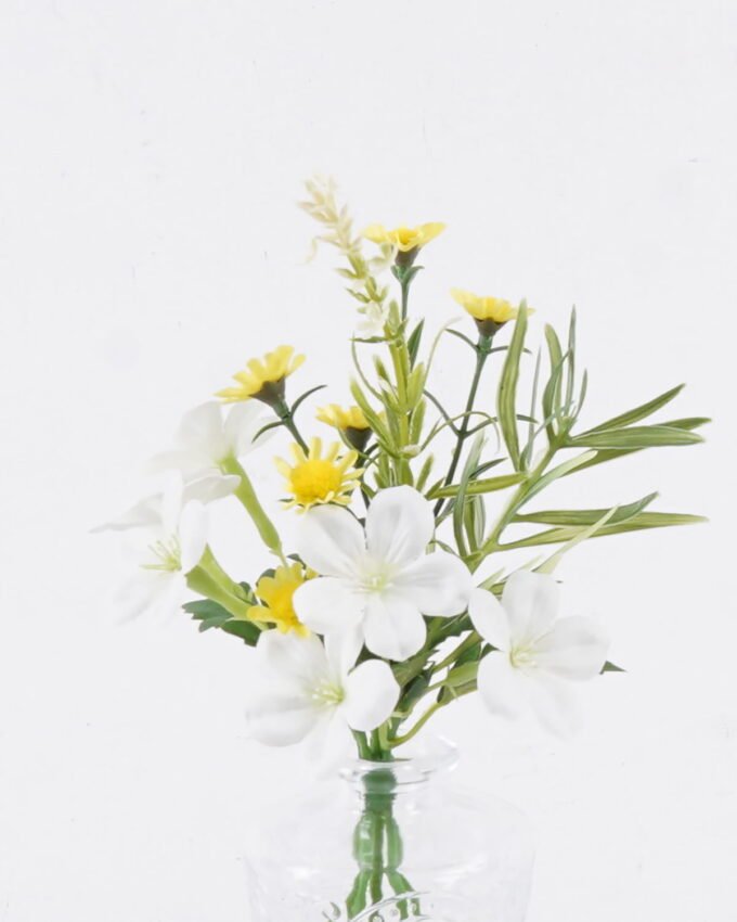 Artificial Flower 10*10*25cm Chrysanthemum indicum in glass ware GS-16826006-W1 2026Jul 3,000+ sqm showroom with thousands of artificial flowers, plants & trees ready for global sourcing.