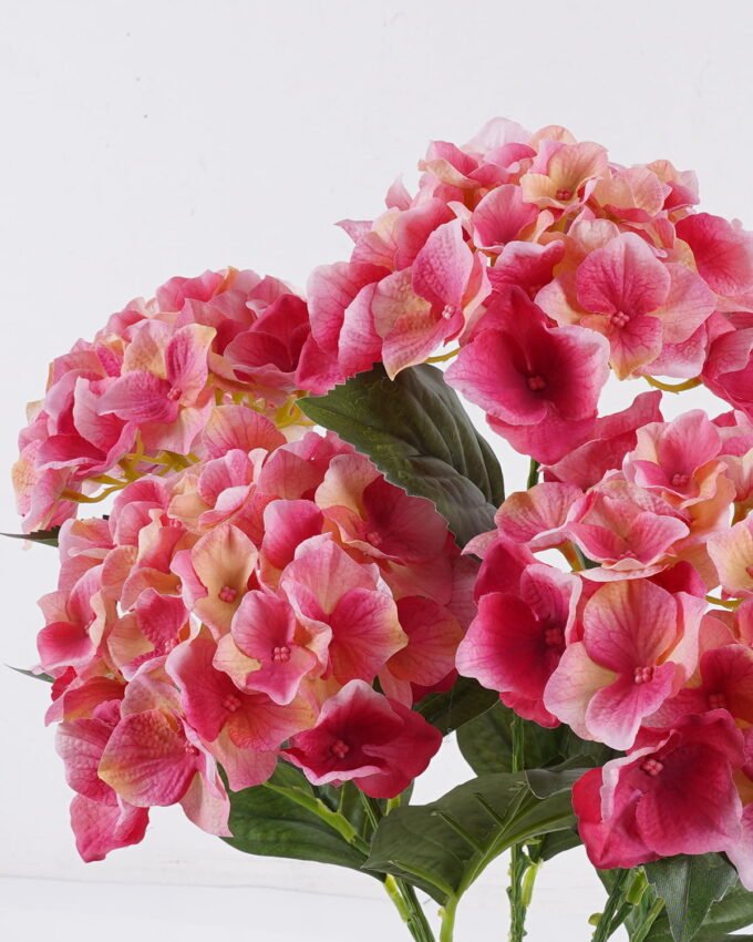 Artificial Flower 35*20*55cm Hydrangea Anti-UV *5 bush GS-15426036-UV-P2 2026Jun 3,000+ sqm showroom with thousands of artificial flowers, plants & trees ready for global sourcing.