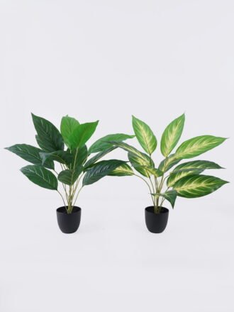 Artificial Table Plants 25*15*19cm Mini Variegated Pothos in PP pot GS-03326068 2026Jun 3,000+ sqm showroom with thousands of artificial flowers, plants & trees ready for global sourcing.